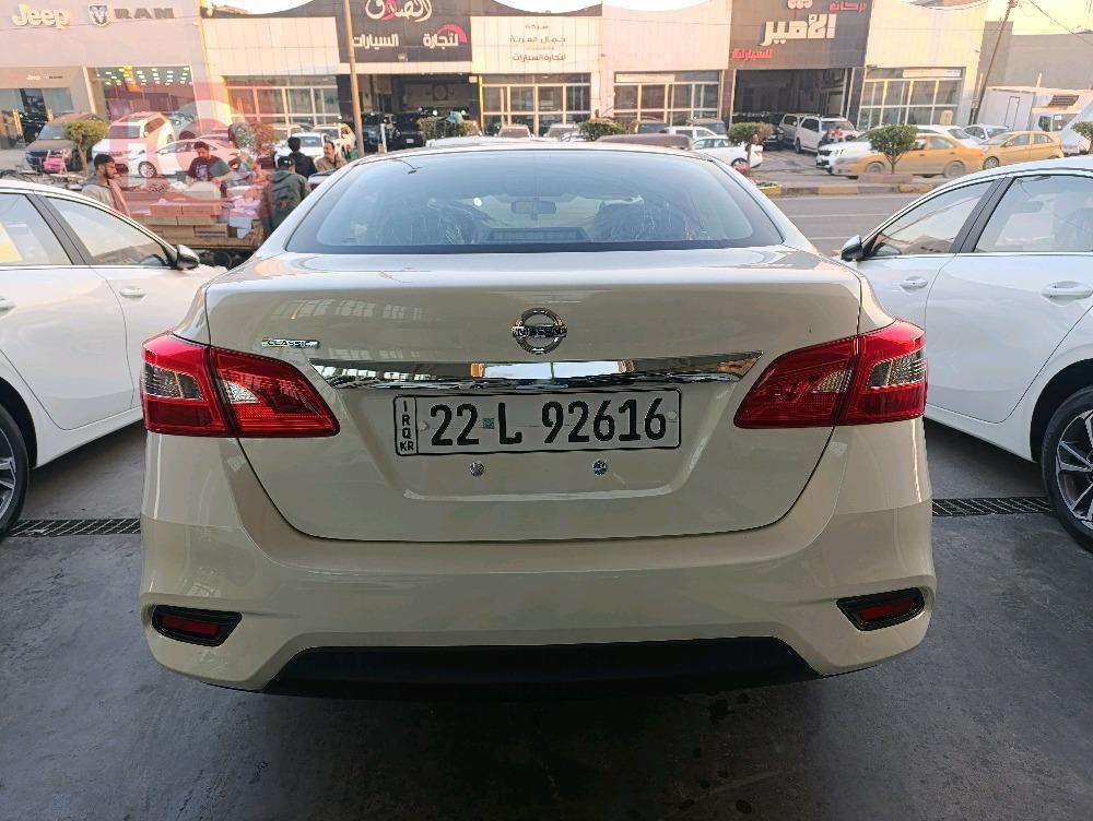 نیسان سێنترا